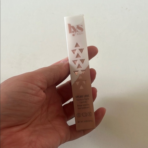 Speak Love Moisture Matte Lipstick - Nude - Picture 1 of 3